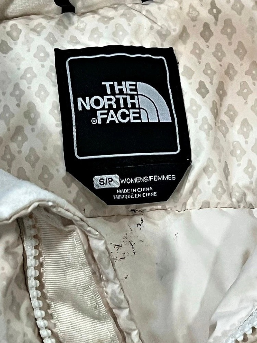 The North Face 700 Fill Down Nuptse Puffer Vest Women'Small - Picture 3 of 6